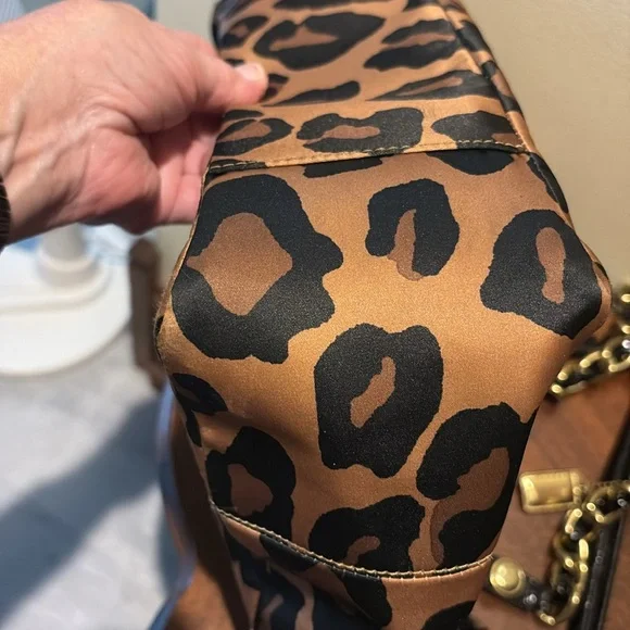 Coach Cheetah print shoulder bag gold/black/patent leather trim chain strap - Picture 17 of 17